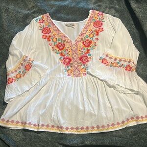 Women’s plus size boutique top size 1X